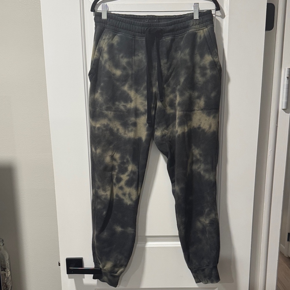 Women’s tie died jogging sweat pants